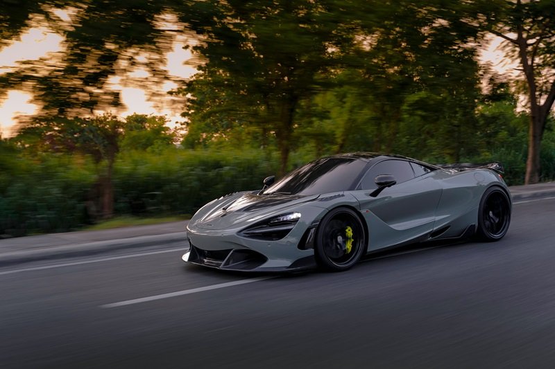McLaren Concierge Miami